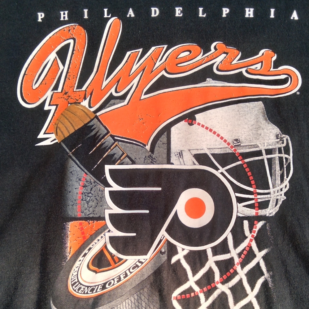 Philadelphia Flyers t-shirt size large
